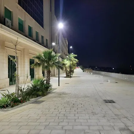 펜션 Under Royal *